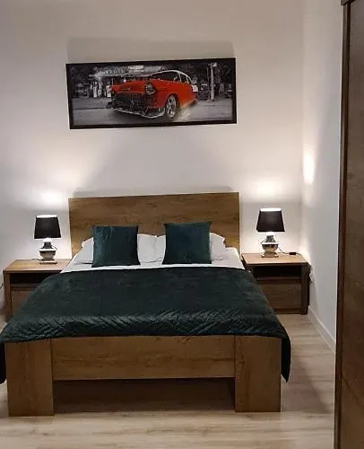 Apartament Mnisza 8